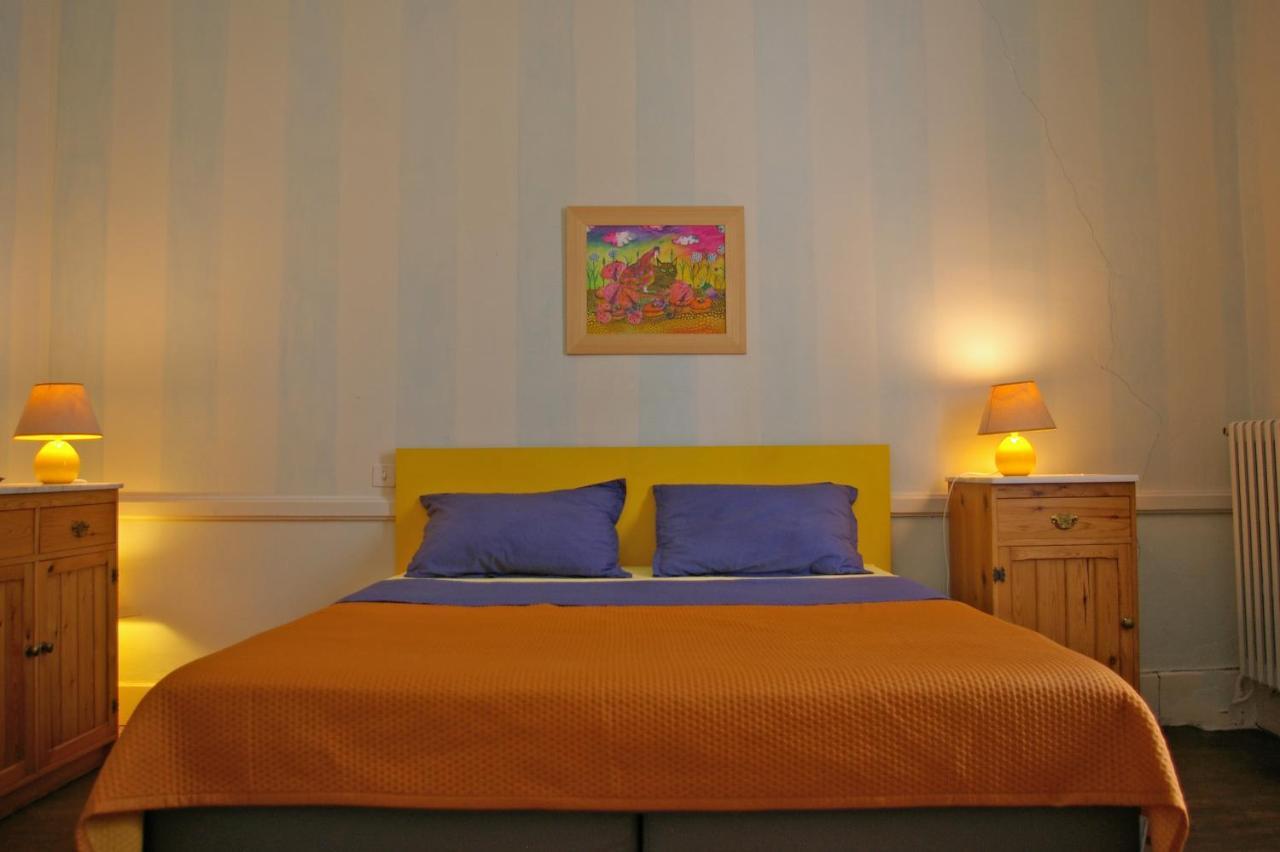 Les Chambres Anglaises Largentière Exterior foto